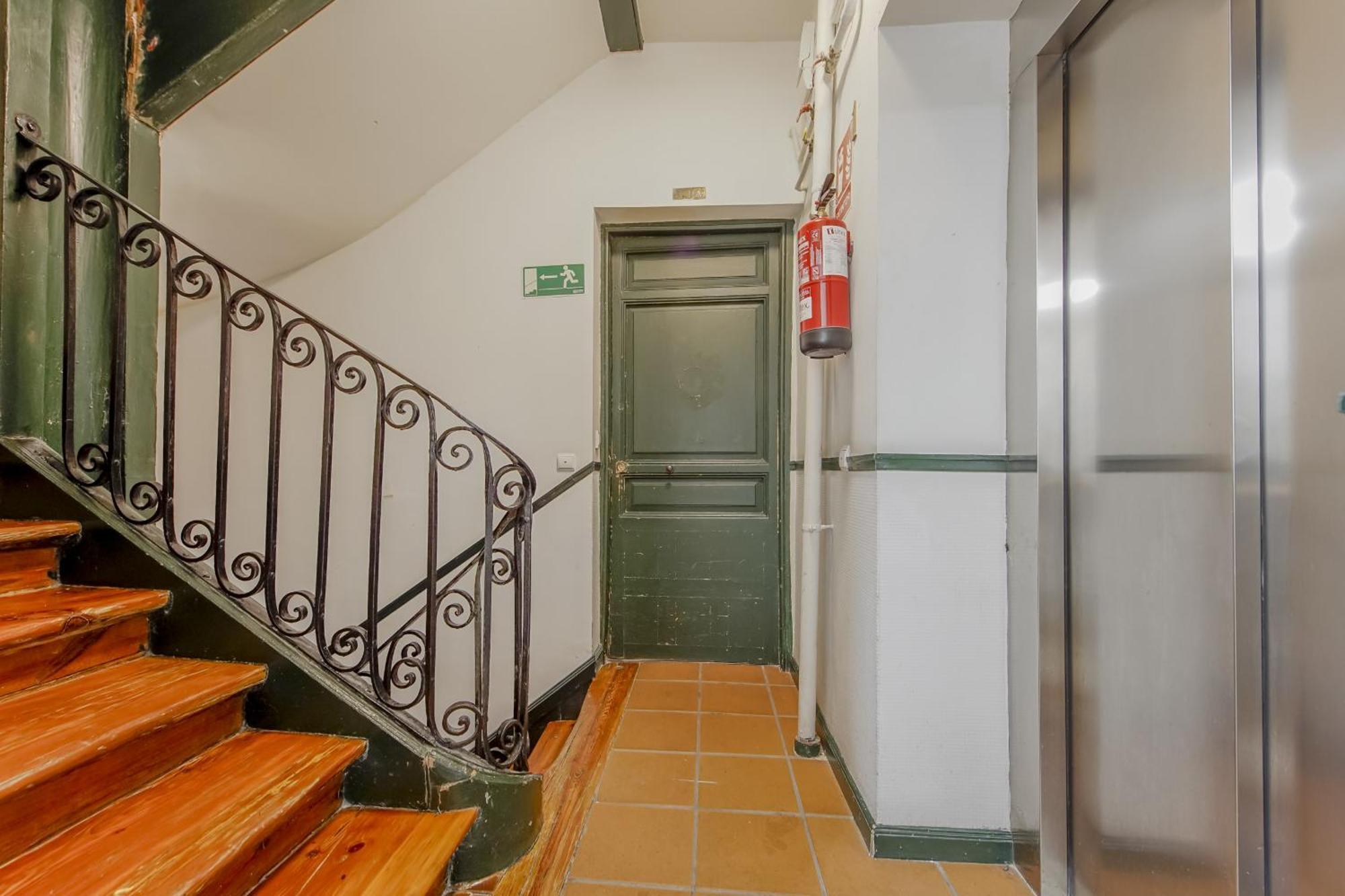 Modern Apt Para 6Pax En La Plaza De Tirso-Centro E1 Madrid Eksteriør bilde