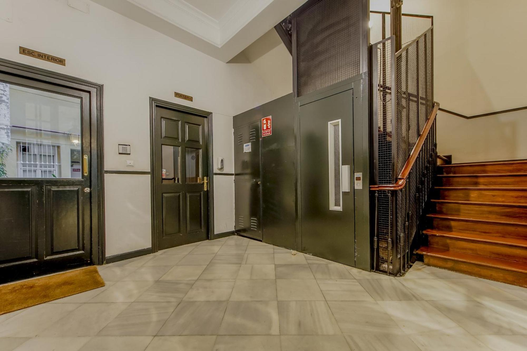 Modern Apt Para 6Pax En La Plaza De Tirso-Centro E1 Madrid Eksteriør bilde