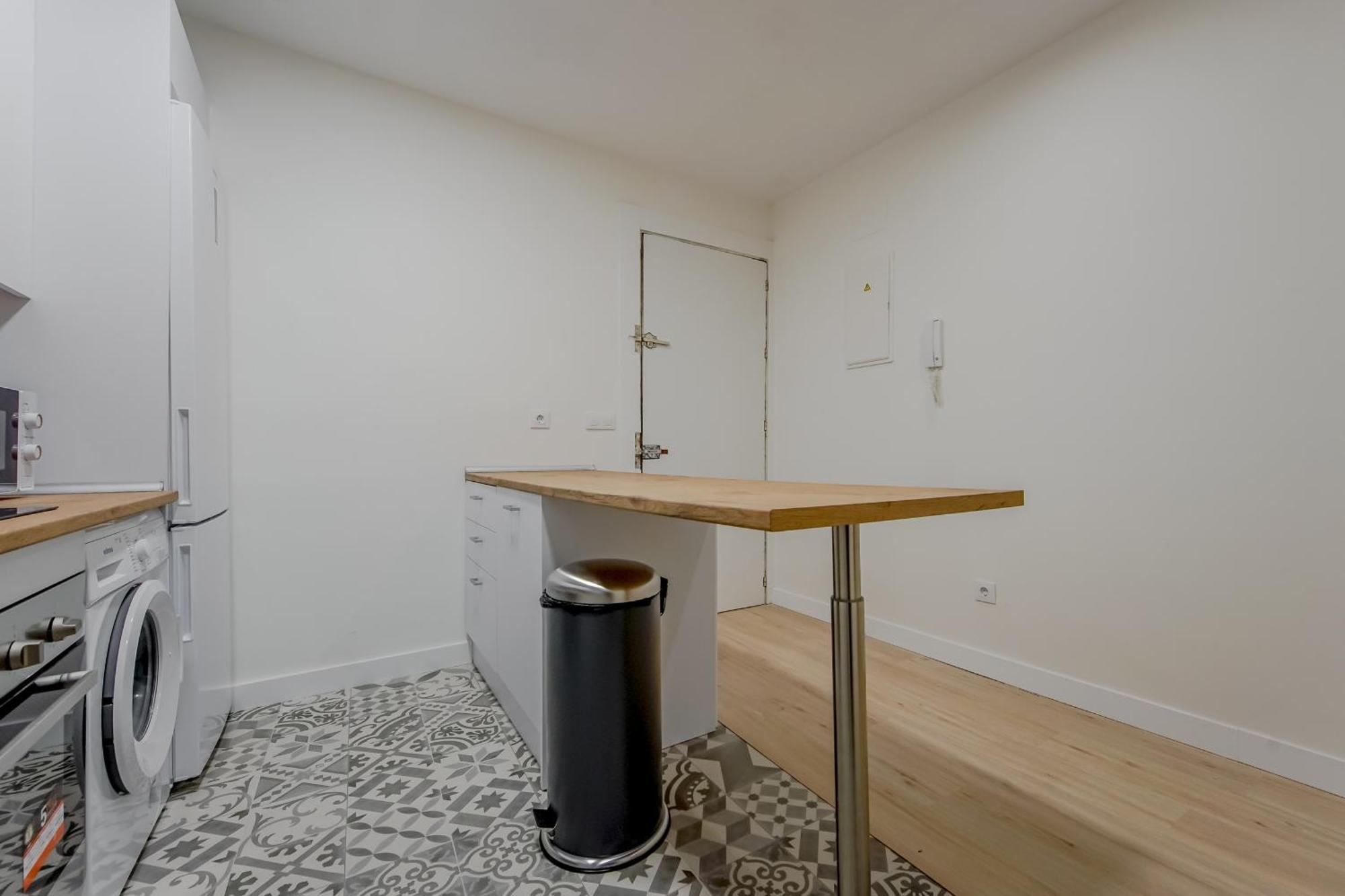 Modern Apt Para 6Pax En La Plaza De Tirso-Centro E1 Madrid Eksteriør bilde